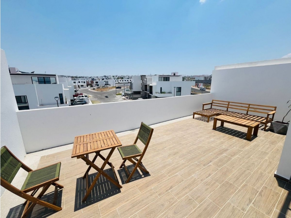 Hermosa Casa en Venta en Juriquilla, San Isidro - ¡No pierdas esta oportunidad! - 4