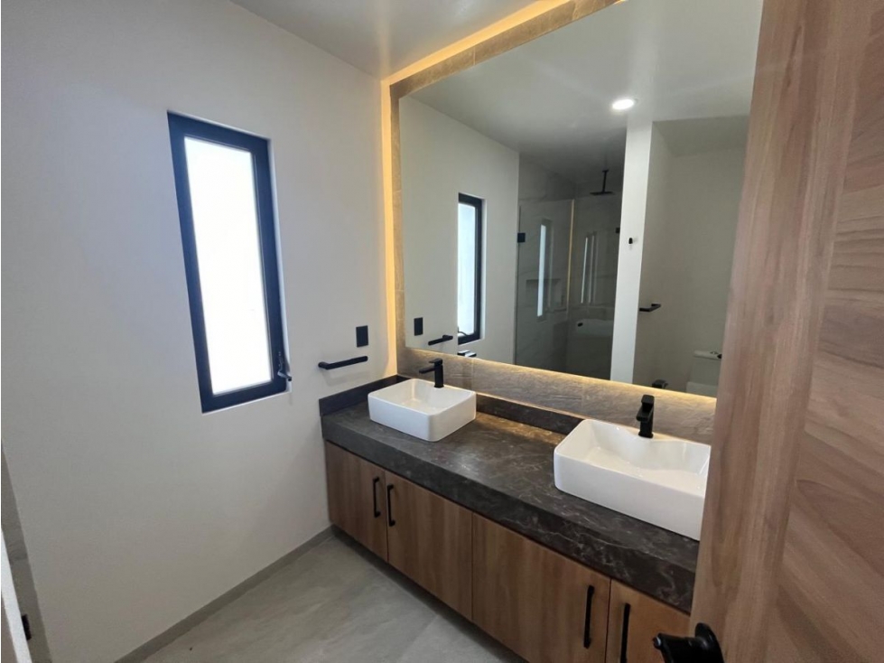 Estrena Residencia en Zibata, Sótano, Estudio, 3 Recamaras, 4 Baños Completos.. - 6