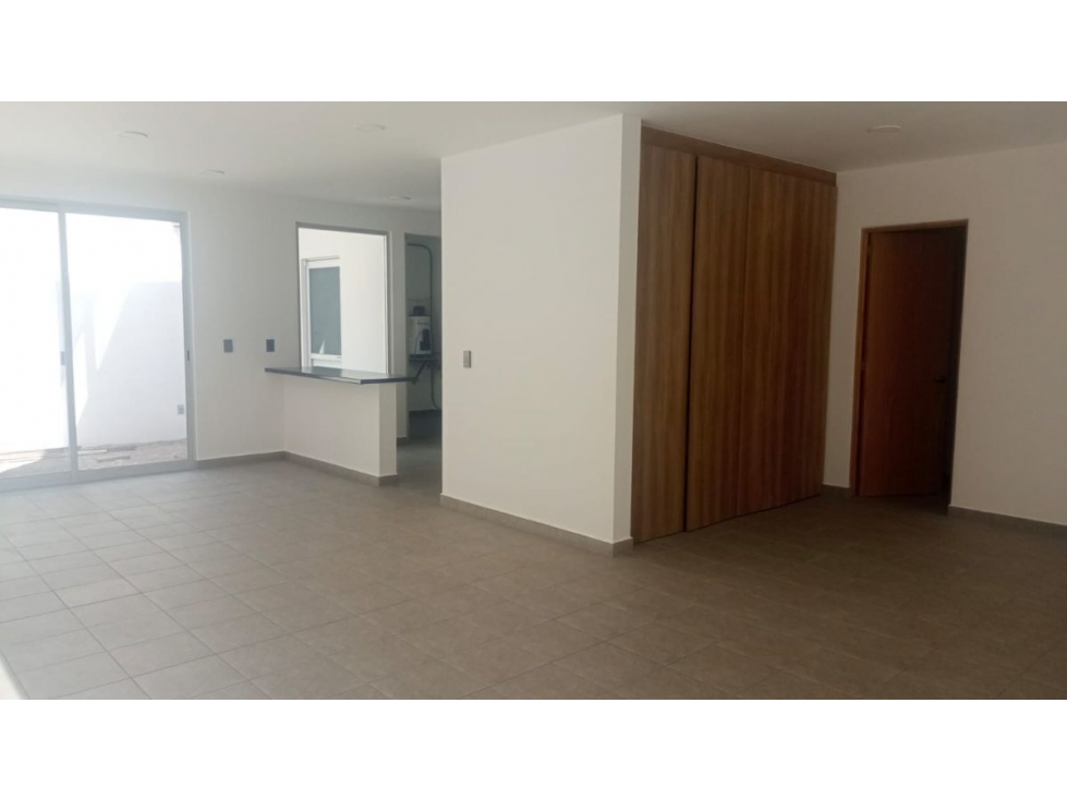 Venta de Casa en Residencial Habitat, Cuesta Bonita LINDA CASA NUEVA EN ESQUINA - 2