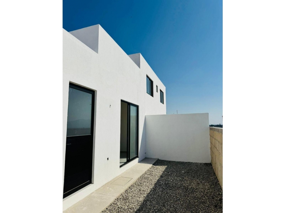 ¡Exclusiva Casa de una Planta en Venta en Juriquilla, San Isidro! - 4
