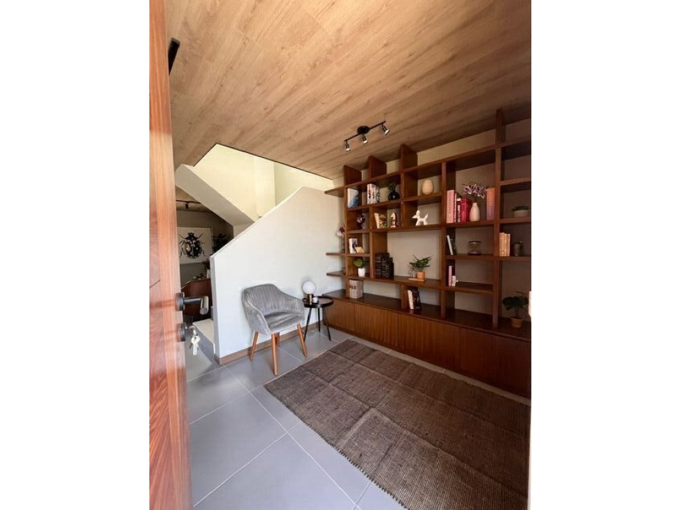 Hermosa Casa en Venta Entre El Refugio y Zibatá, una vida llena de comodidades. - 4