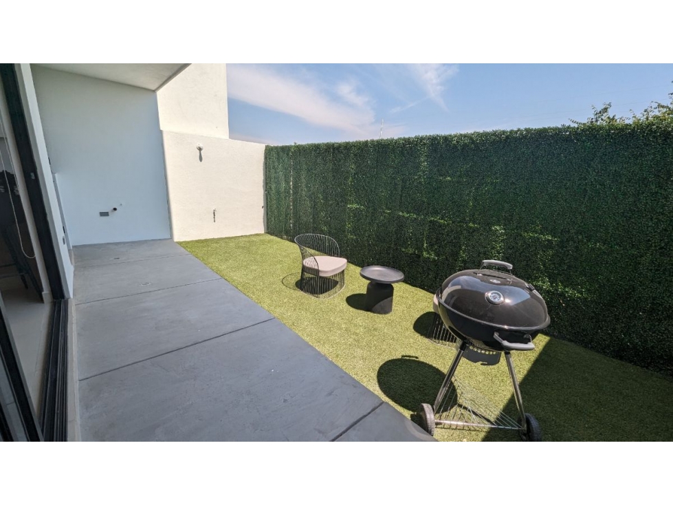 Estrena Casa en Zibata, 3 Recamaras, Gran Ubicación, Campo de Golf, de LUJO ! - 3