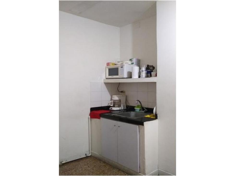 ALQUILER ARRENDAMIENTO AVENIDA ROOSVELT LOCAL DE 120 — foto 4