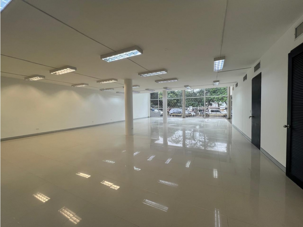 AVENIDA 6 TA. LOCAL COMERCIAL VIA PRINCIPAL 450 M2 — foto 6