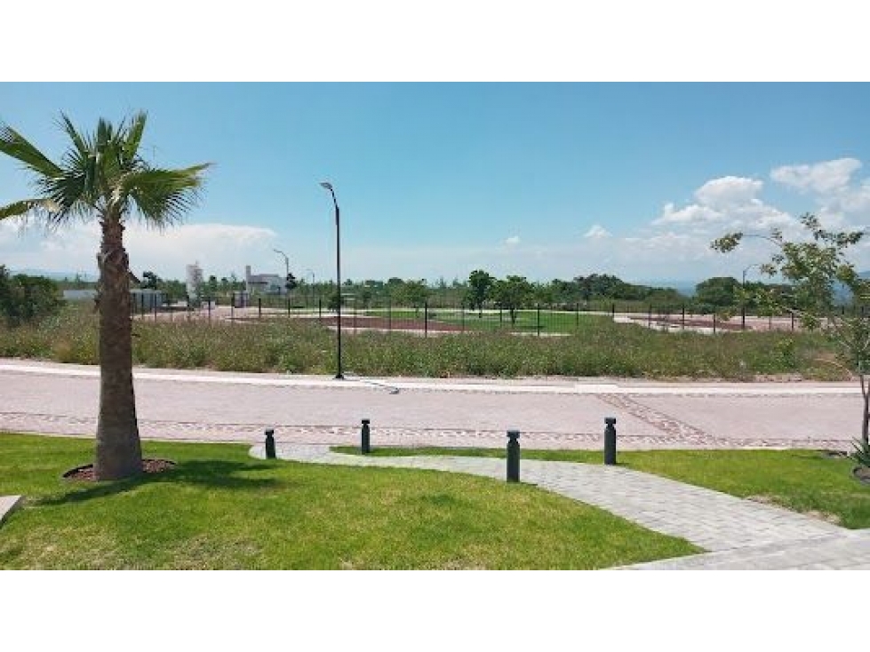 Terreno en Venta en Ciudad Maderas de 199.59 m2 - 3