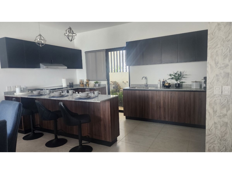Casas en Venta en Hacienda Carlota, 3 Recamtas, 2.5 Baños, Jardín, Vestidor - 4