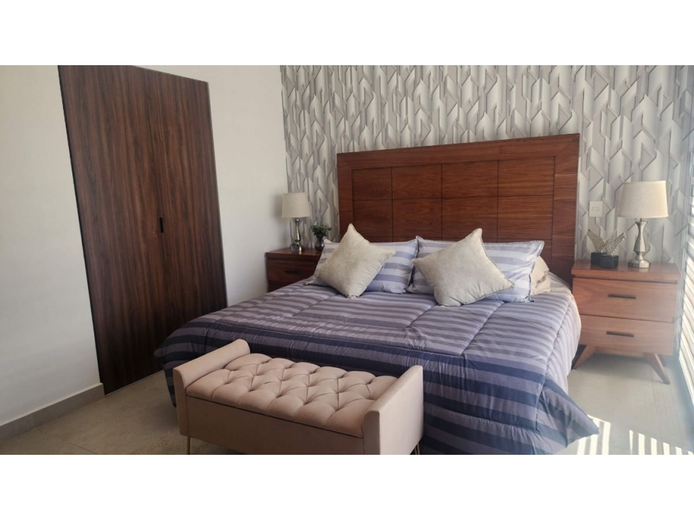 Casas en Venta en Hacienda Carlota, 3 Recamtas, 2.5 Baños, Jardín, Vestidor - 6