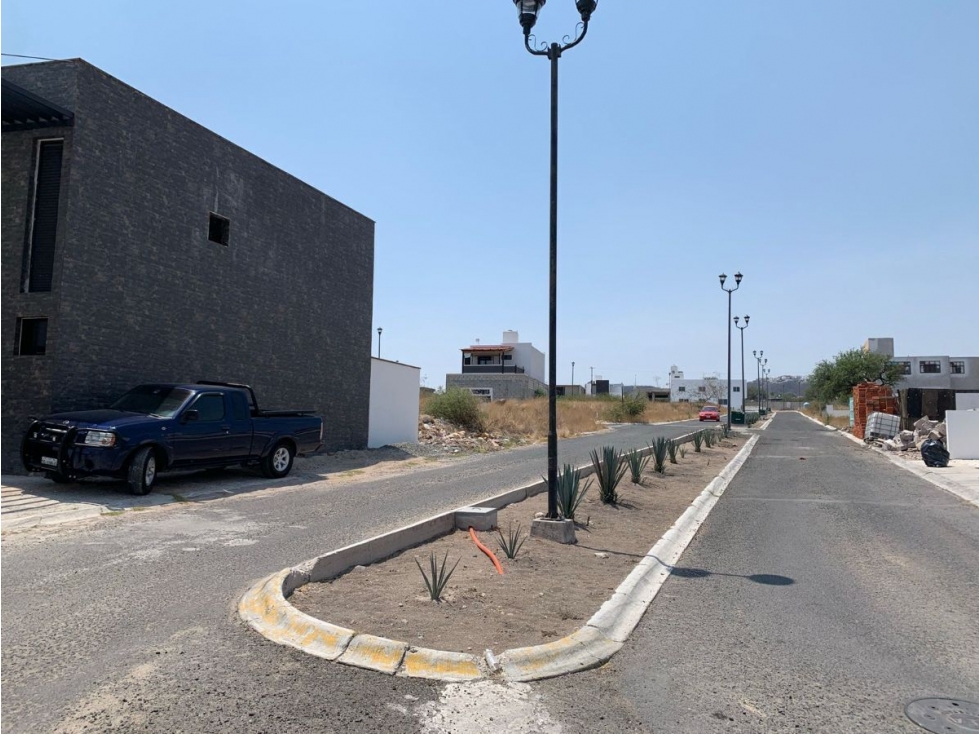Se Vende Terreno en Los Agaves de 232 m2, Listo para Construir, Oportunidad! - 2