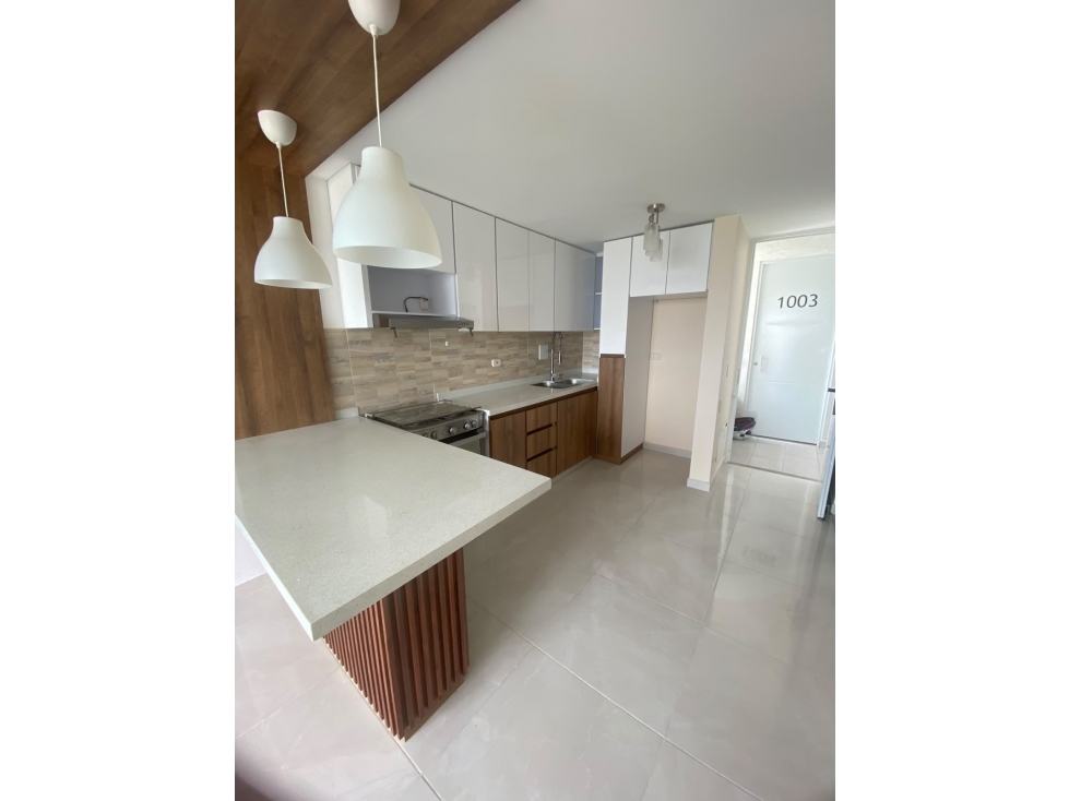 VENDO APARTAMENTO PISO 10 EN CALI KACHIPAY (I.K) CW:10386201