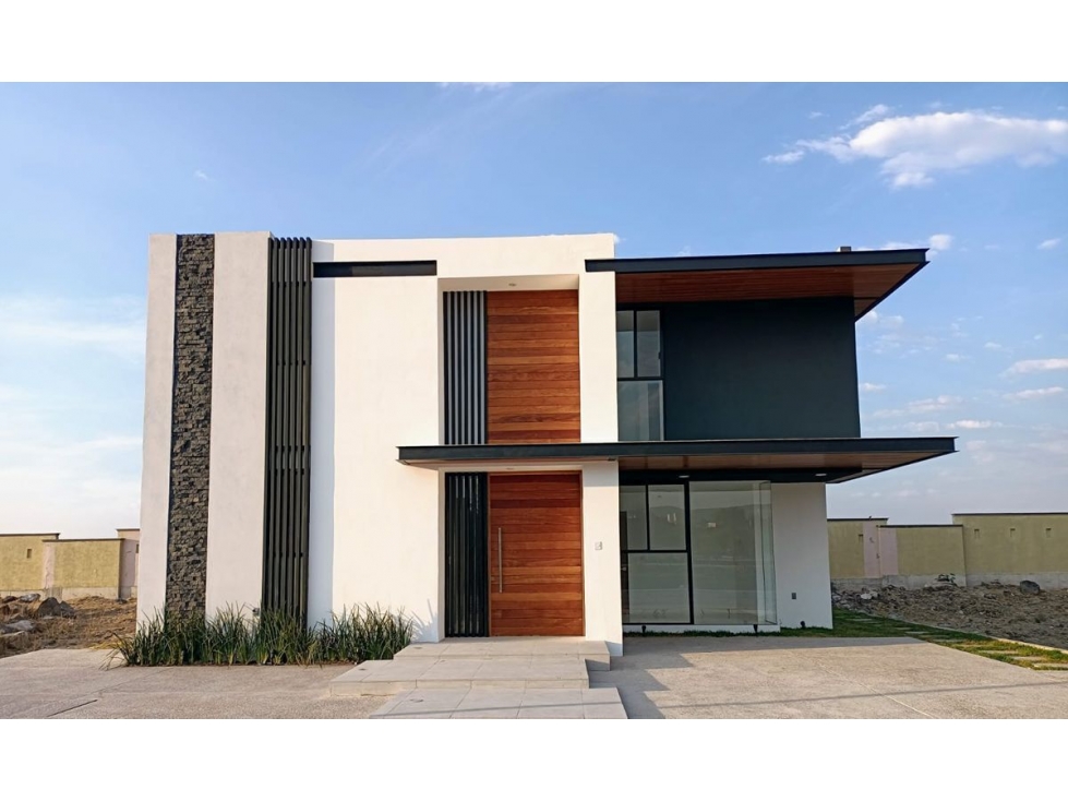 Residencia Premium en Balvanera, DOBLE ALTURA, Recamara en PB, Gran Jardín, LUJO - 5