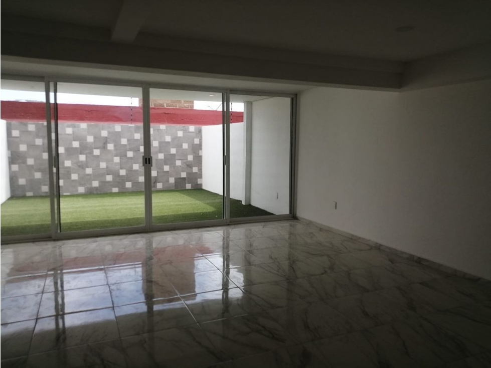 Se Vende Casa en Pedregal de Schoenstatt, 4ta Recamara en PB, Roof Garden, Lujo - 2
