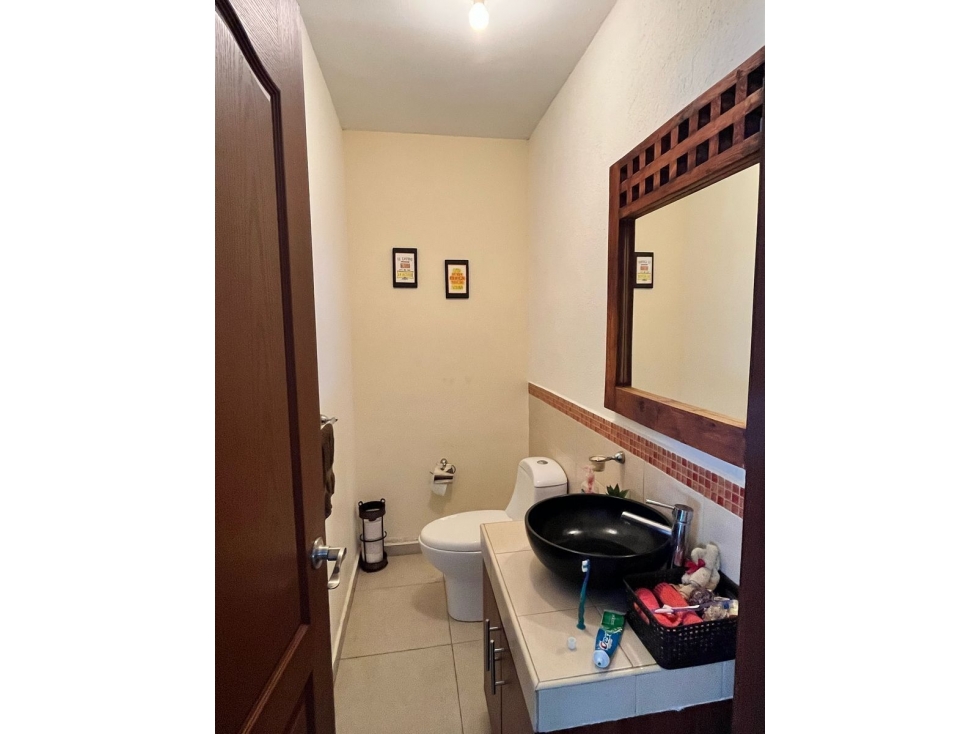 Se Vende Casa en Colinas del Bosque, 3 Recamaras, Jardín, Estudio en PB, 3.5 Bañ - 5
