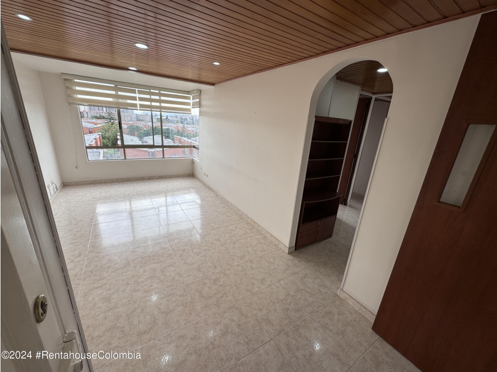 Apartamento en Bogota (Bogota D.C.) RAH CO: 25-142