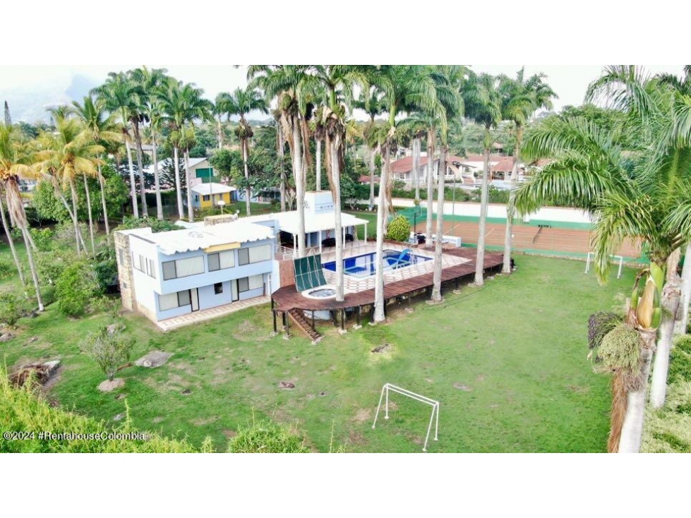 Casa en Fusagasuga (Cundinamarca) RAH CO: 25-144