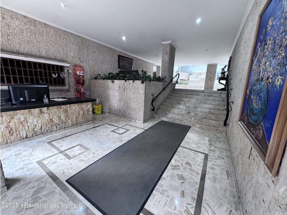 Apartamento en Bogota (Bogota D.C.) RAH CO: 25-1856