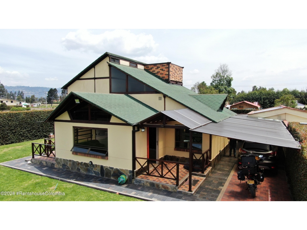 Casa en Cajica (Cundinamarca) RAH CO: 26-33