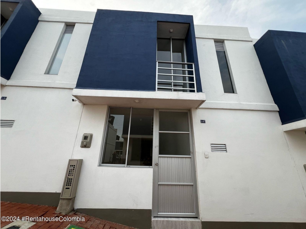 Casa en Villa del Rosario (Norte de Santander) RAH CO: 26-211 - 1