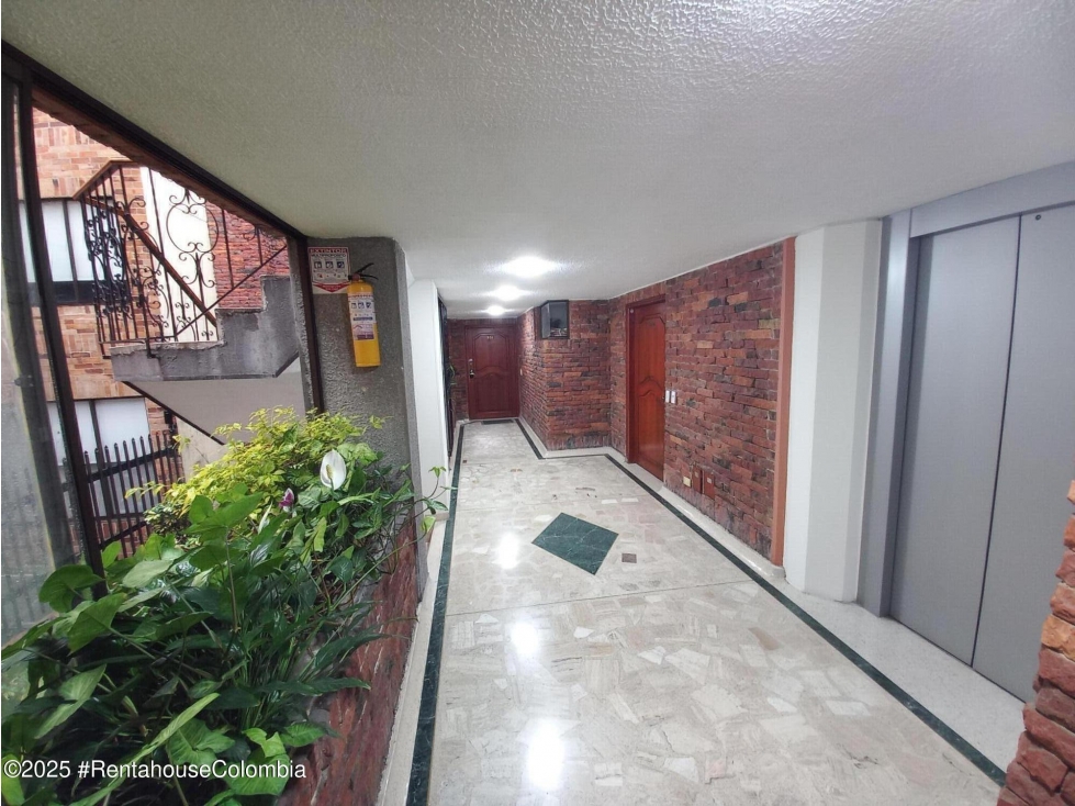 Apartamento en Bogota (Bogota D.C.) RAH CO: 26-241
