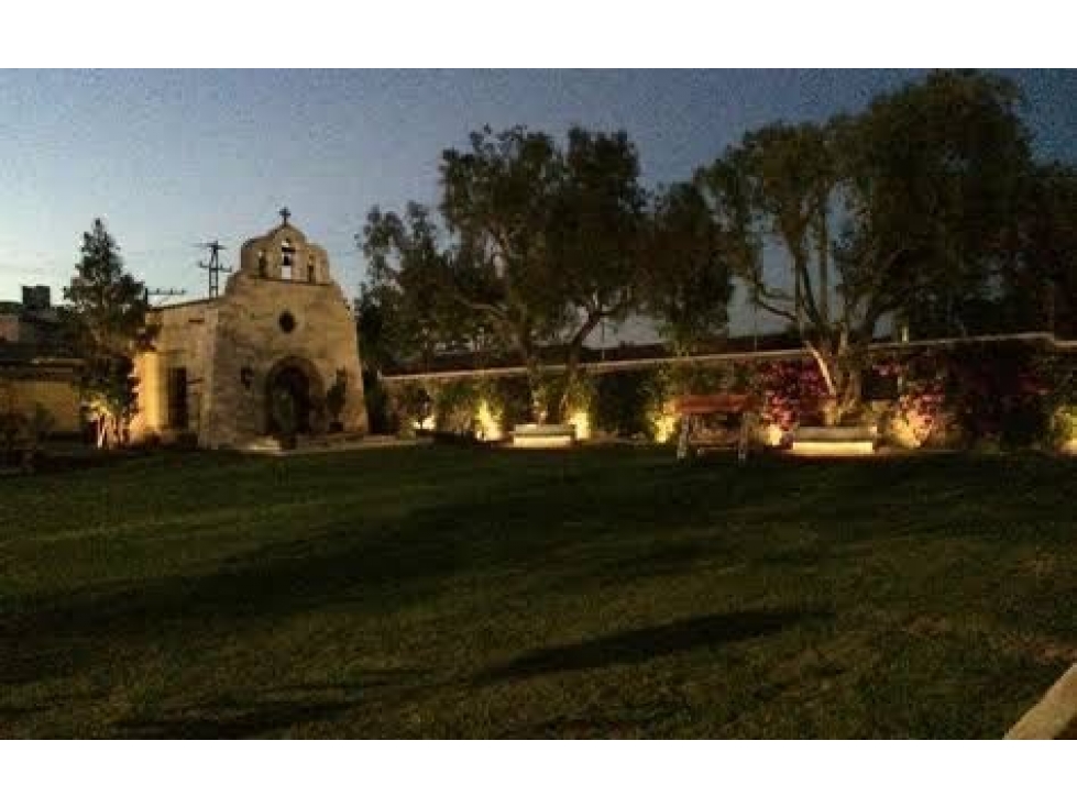 Venta de Hotel en Tequisquiapan, 11 Recamaras, 18 Baños, Alberca, Cancha Tenis - 2