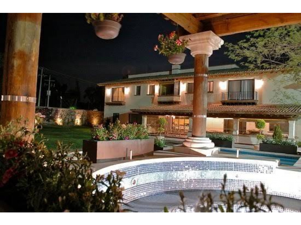 Venta de Hotel en Tequisquiapan, 11 Recamaras, 18 Baños, Alberca, Cancha Tenis - 3