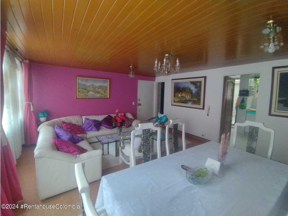 Apartamento en Bogota (Bogota D.C.) RAH CO: 26-620
