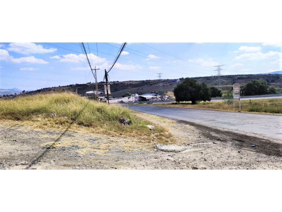 Se Vende Terreno para GASOLINERA en Corregidora. Uso de Suelo MIXTO. - 4