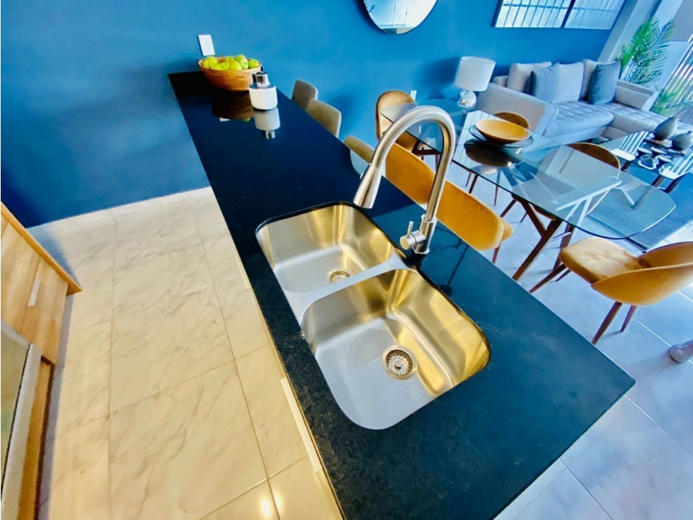 Venta de Departamentos en Terranova, El Pueblito Centro, Gran Ubicación, LUJO ! - 5