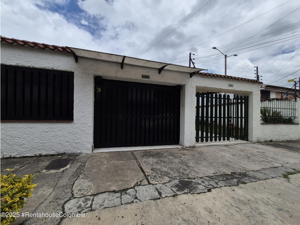 Casa en Bogota (Bogota D.C.) RAH CO: 25-1957