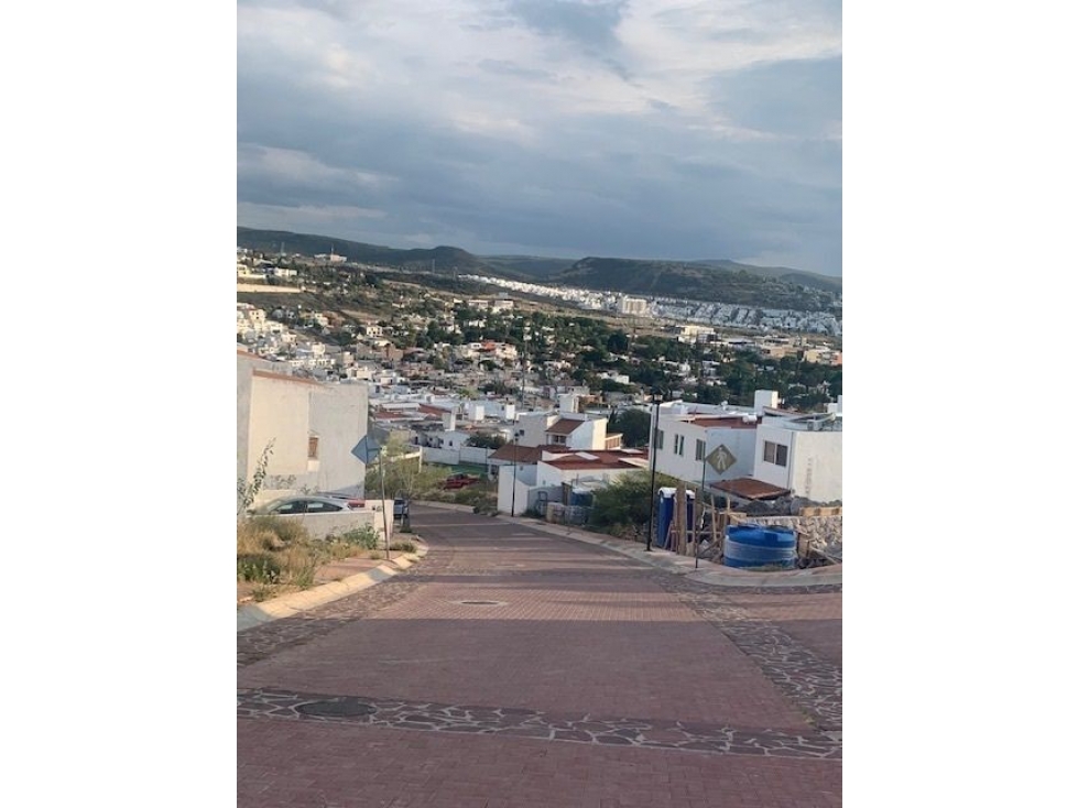 Se Vende Terreno en Pedregal de Schoenstatt, 353 m2 de GRAN TAMAÑO !! - 3