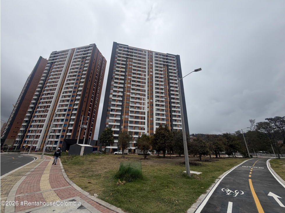 Apartamento en Bogota (Bogota D.C.) RAH CO: 26-918