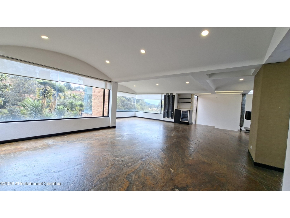 Apartamento en Bogota (Bogota D.C.) RAH CO: 26-983