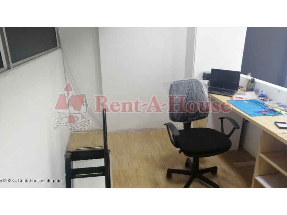 Local Comercial en Bogota (Bogota D.C.) RAH CO: 25-767 - 6