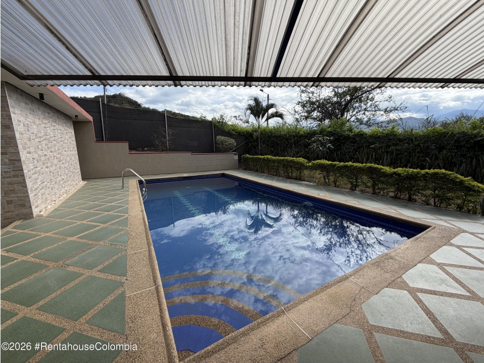 Casa en La Mesa (Cundinamarca) RAH CO: 26-943