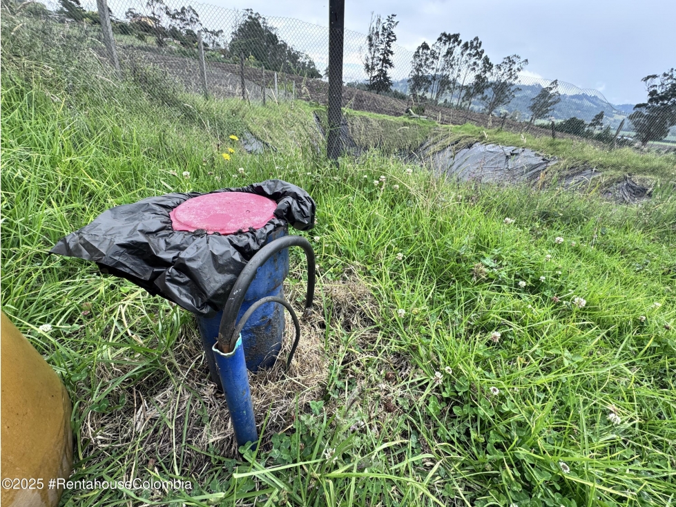 Lote en Bojaca (Cundinamarca) RAH CO: 25-1817 - 6