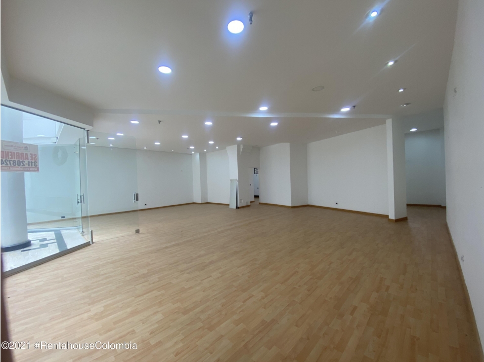 Local Comercial en Bogota (Bogota D.C.) RAH CO: 25-1306 - 3