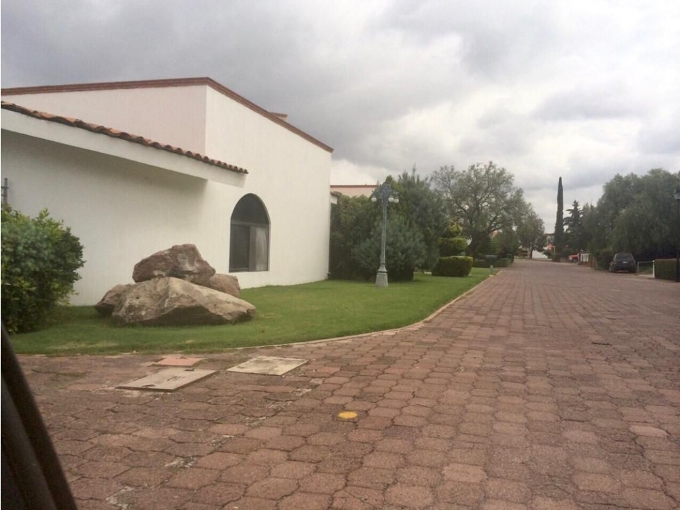 Residencia en San Gil, 8 Recamaras, 11 Baños, Alberca, Junto al Campo de Golf - 1