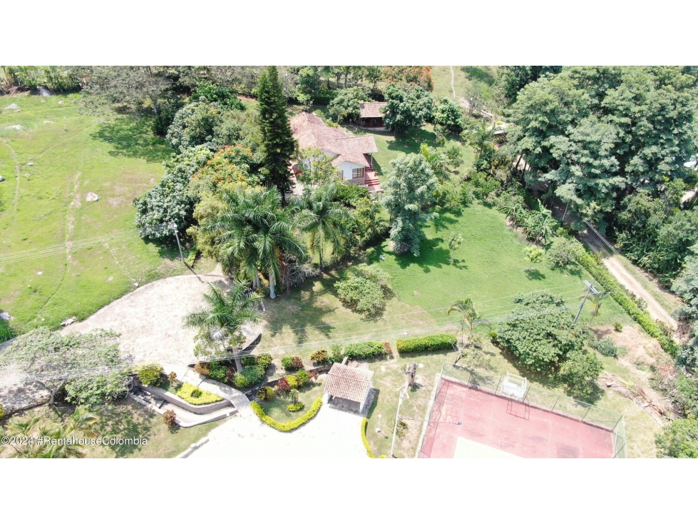Lote en Fusagasuga (Cundinamarca) RAH CO: 26-57 - 4