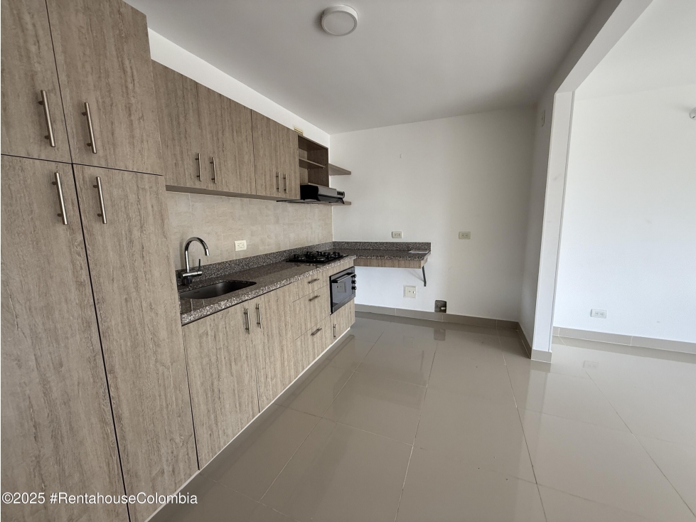 Apartamento en Ricaurte (Cundinamarca) RAH CO: 26-102 — foto 2