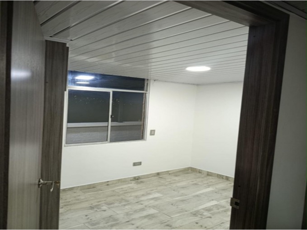 Apartamento En Venta En Calasanz en Medellín — foto 3