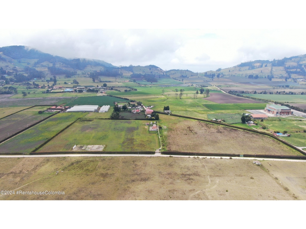 Lote en Bojaca (Cundinamarca) RAH CO: 25-153 - 2