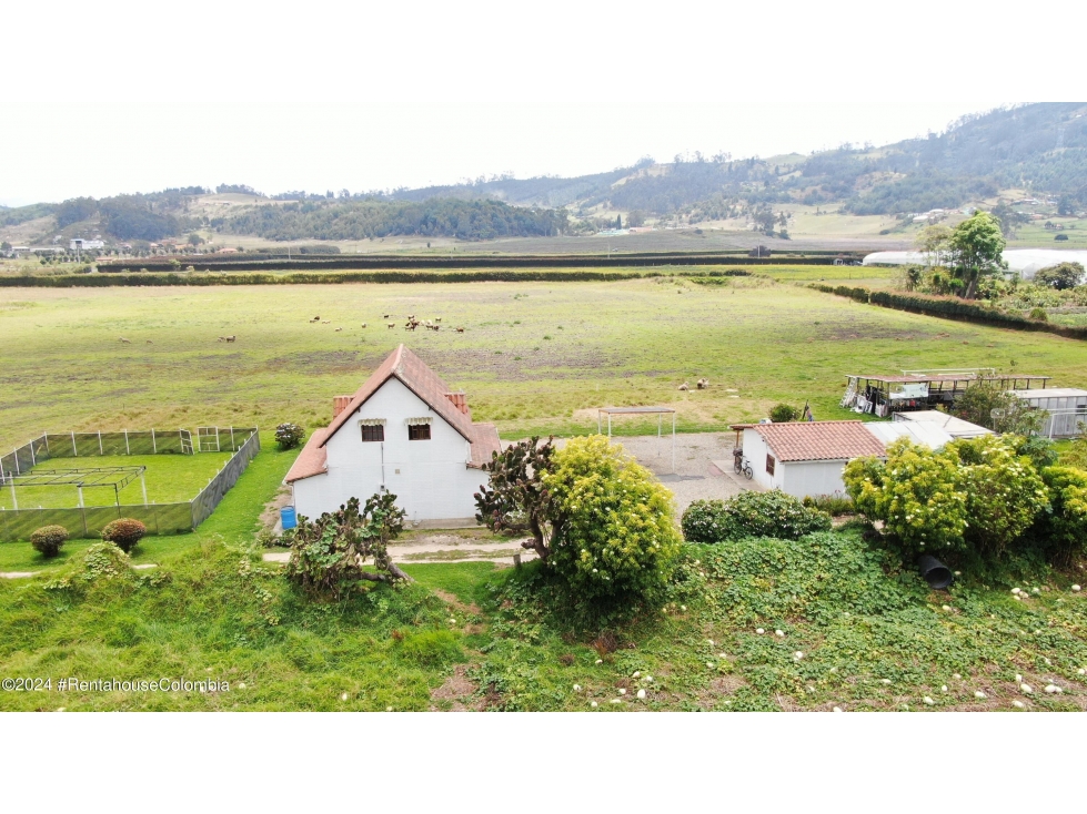 Lote en Bojaca (Cundinamarca) RAH CO: 25-150 - 5