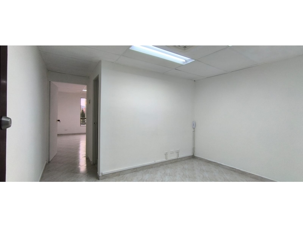 Venta Oficina en El Poblado, Patio Bonito — foto 5