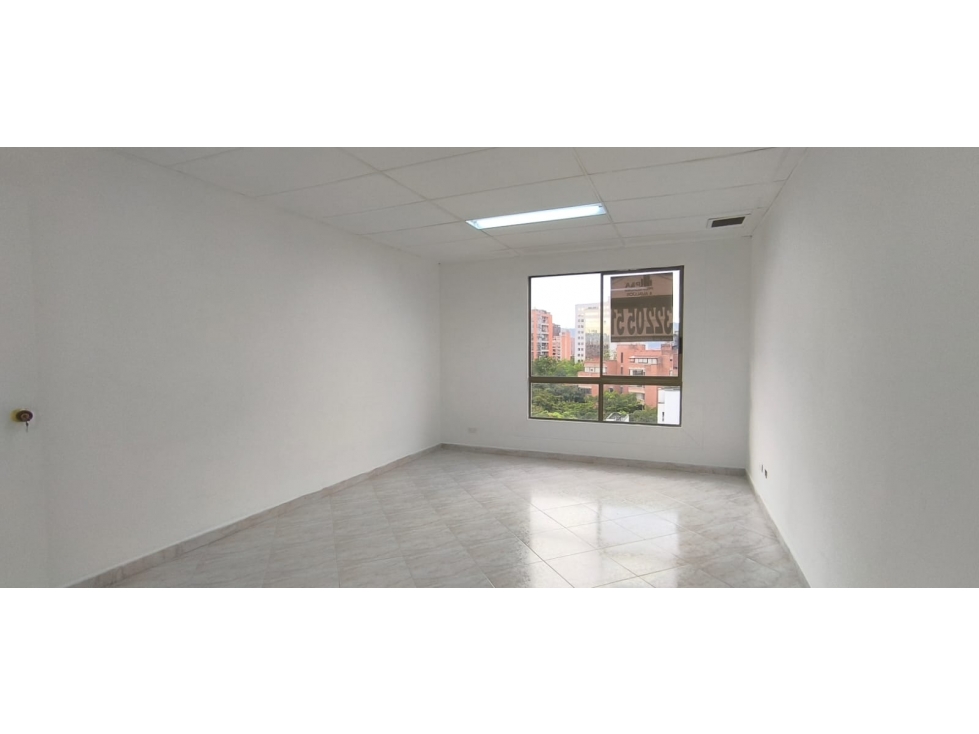 Venta Oficina en El Poblado, Patio Bonito — foto 6