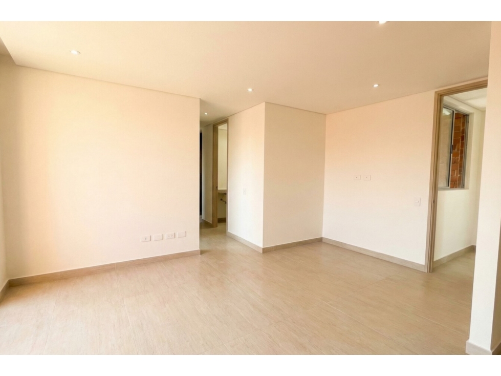Venta Apartamento Distrito Plaza obra Gris o Acabado