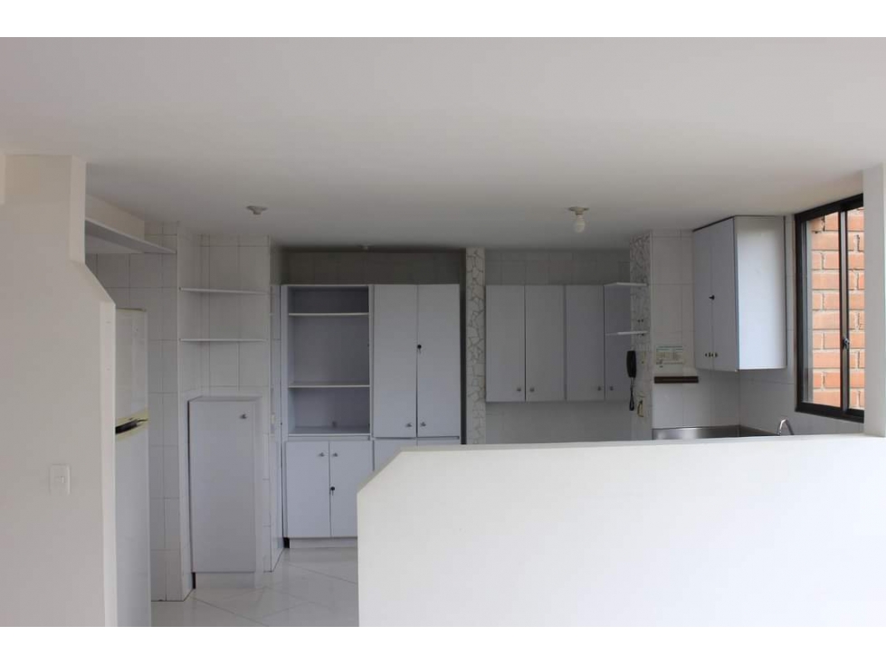 Apartamento en Venta Los Balsos — foto 3