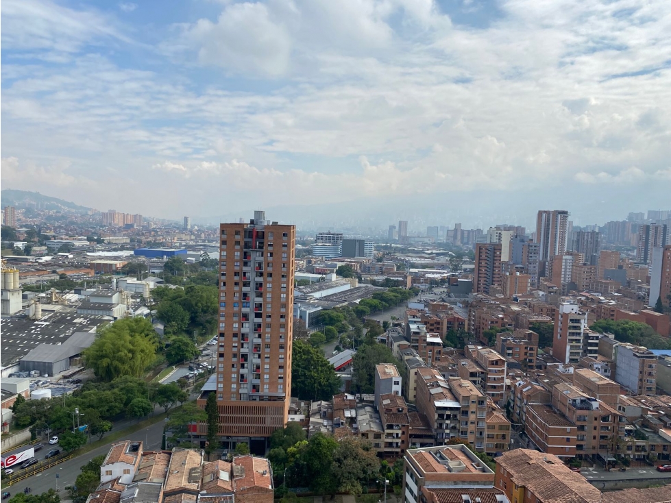 Apartamento duplex en venta en Sabaneta — foto 2