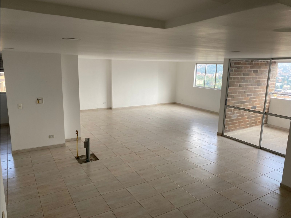 Apartamento duplex en venta en Sabaneta — foto 4