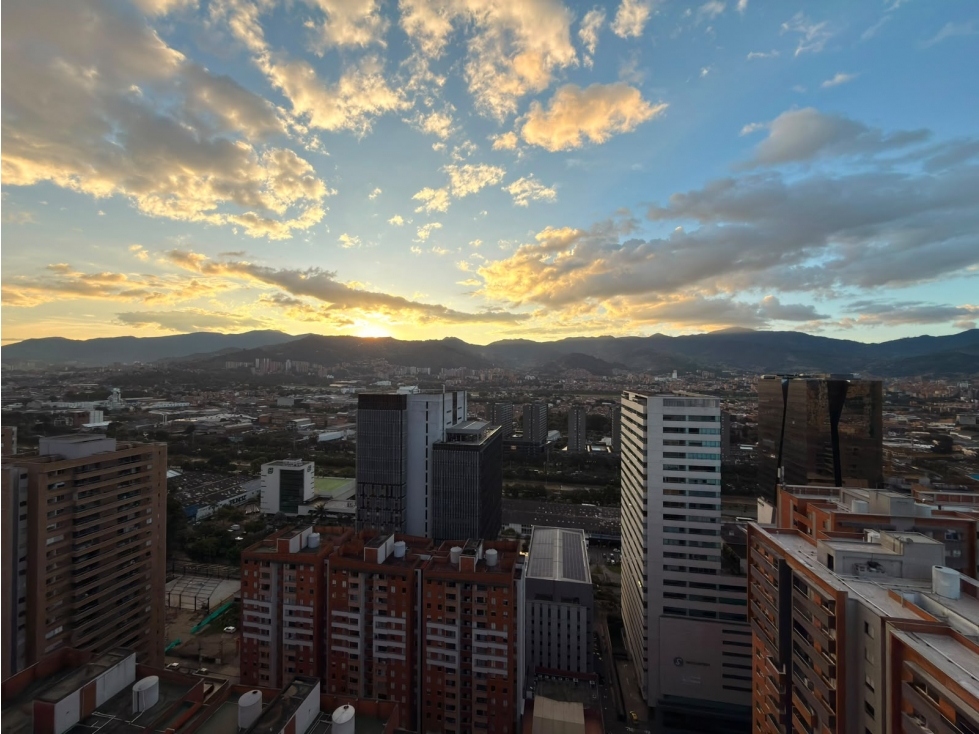 Apartamento En Venta En Ciudad Del Río Medellín