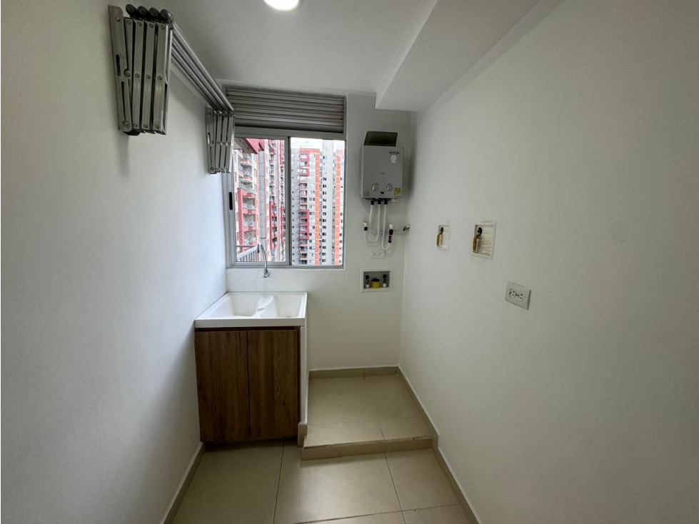 Apartamento En Venta La Alcalá Bello