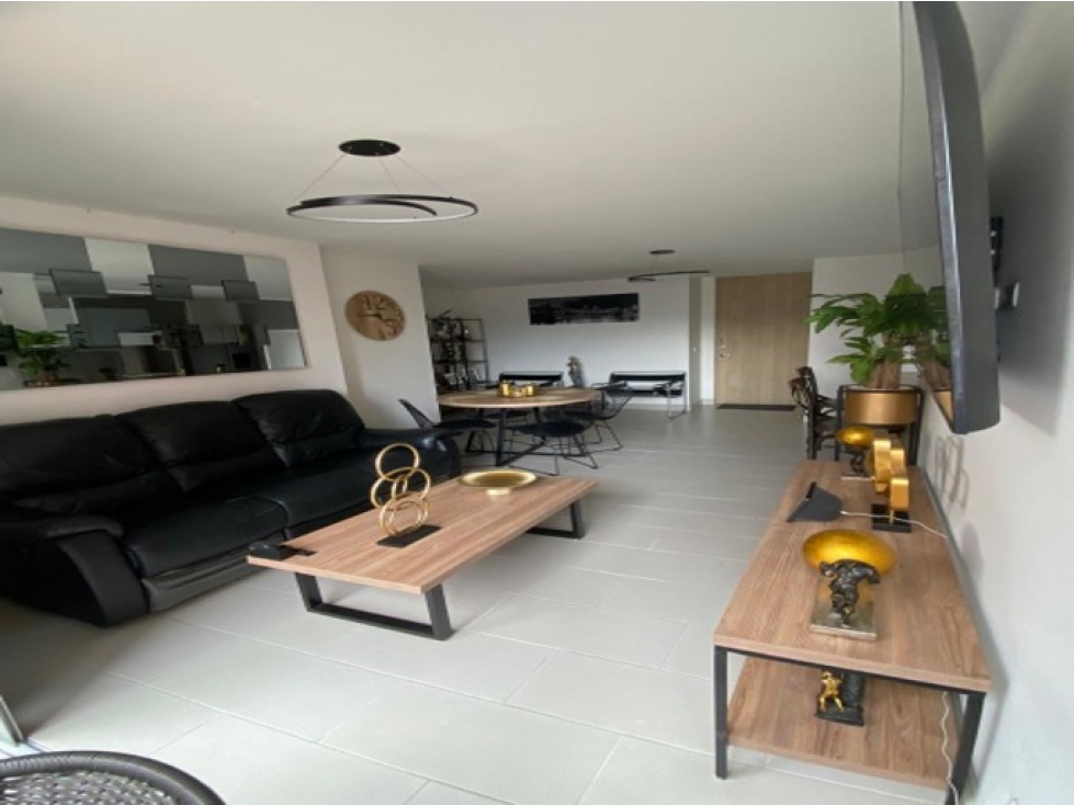 Apartamento en Venta en Los Colores en Medellín